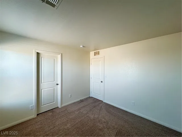 $2,800 | 8611 Vermont Vista Street, Las Vegas, NV 89113