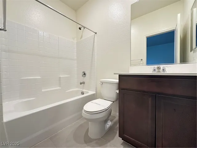 $2,800 | 8611 Vermont Vista Street, Las Vegas, NV 89113