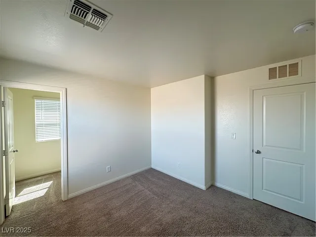 $2,800 | 8611 Vermont Vista Street, Las Vegas, NV 89113