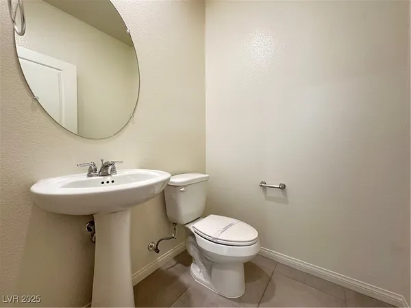 $2,800 | 8611 Vermont Vista Street, Las Vegas, NV 89113