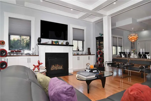 $1,390,000 | 44 North Woods Trail, South Kingstown, RI 02879