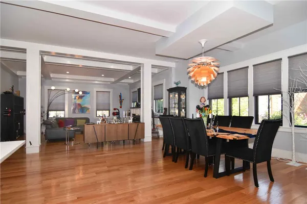 $1,390,000 | 44 North Woods Trail, South Kingstown, RI 02879