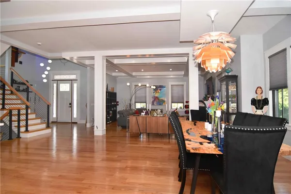 $1,390,000 | 44 North Woods Trail, South Kingstown, RI 02879