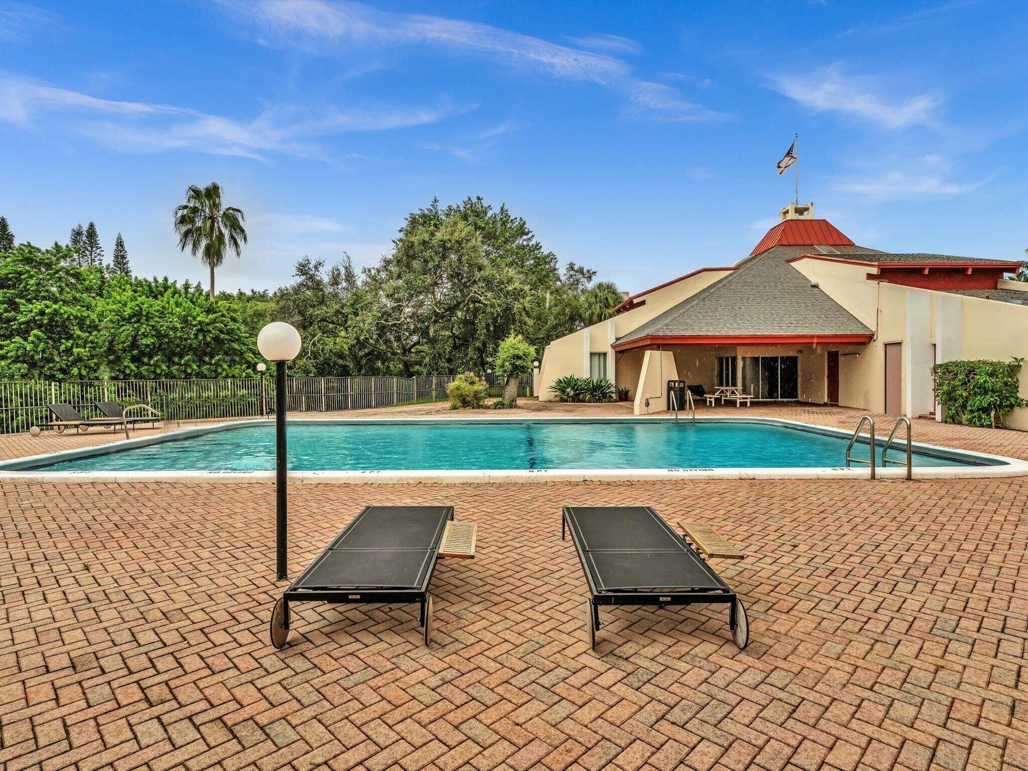642 Northwest 13th Street, Unit 35 Boca Raton, FL 33486 - Photo 2 of 11 20250225190508595588000000-o