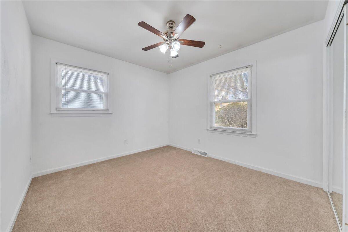 3149 Ventnor Road Southeast Roanoke, VA 24014 - Photo 19 of 43 Bedroom