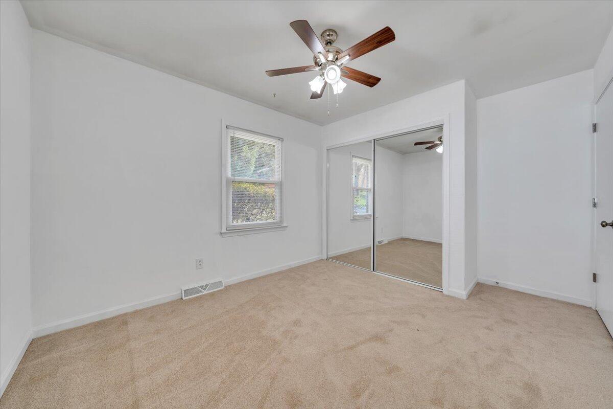 3149 Ventnor Road Southeast Roanoke, VA 24014 - Photo 20 of 43 Bedroom