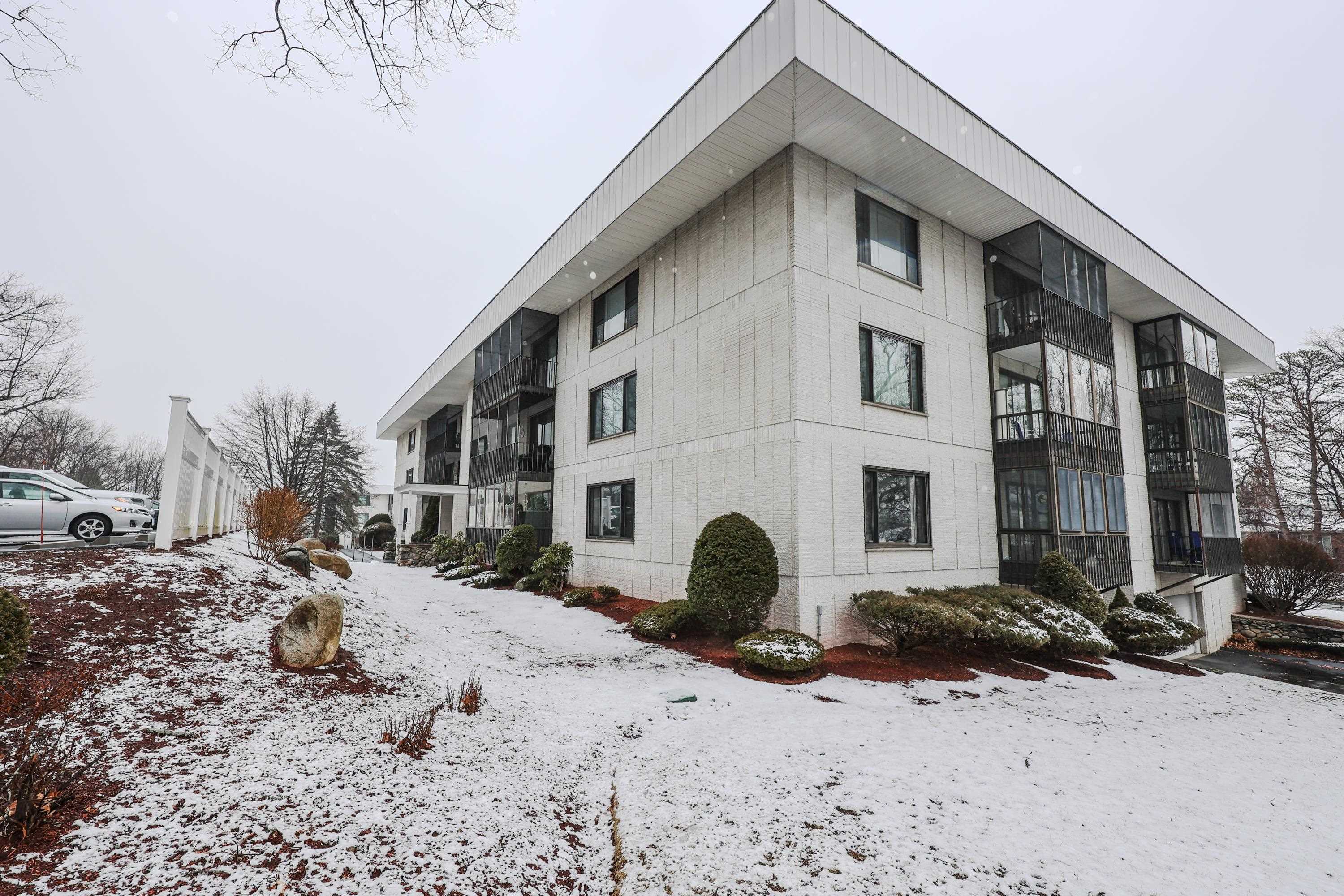 39 Spit Brook Road, Unit D47 Nashua, NH 03060 - Photo 28 of 29 Gallery Image 28