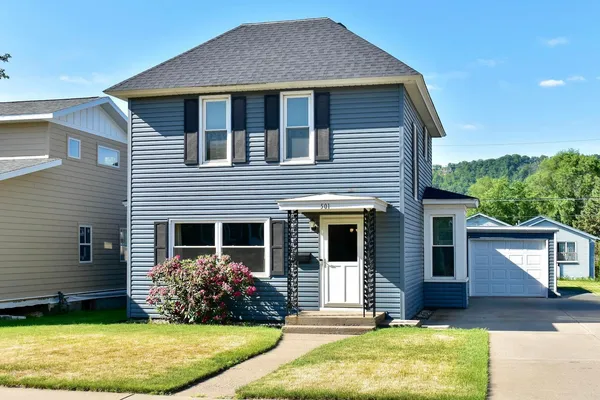 $295,000 | 501 East Howard Street, Winona, MN 55987