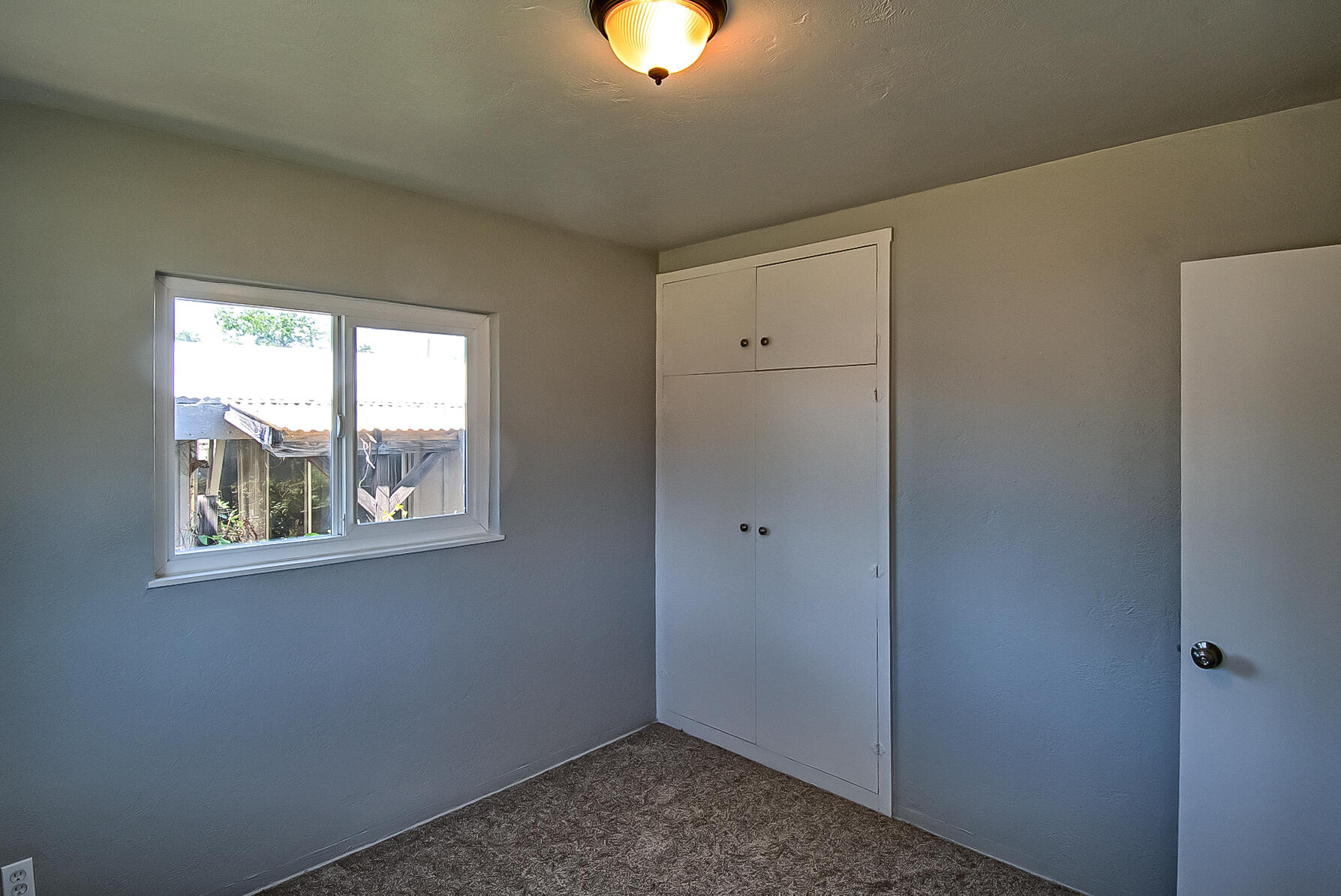 827 Ridge Road Redding, CA 96003 - Photo 17 of 32 Room