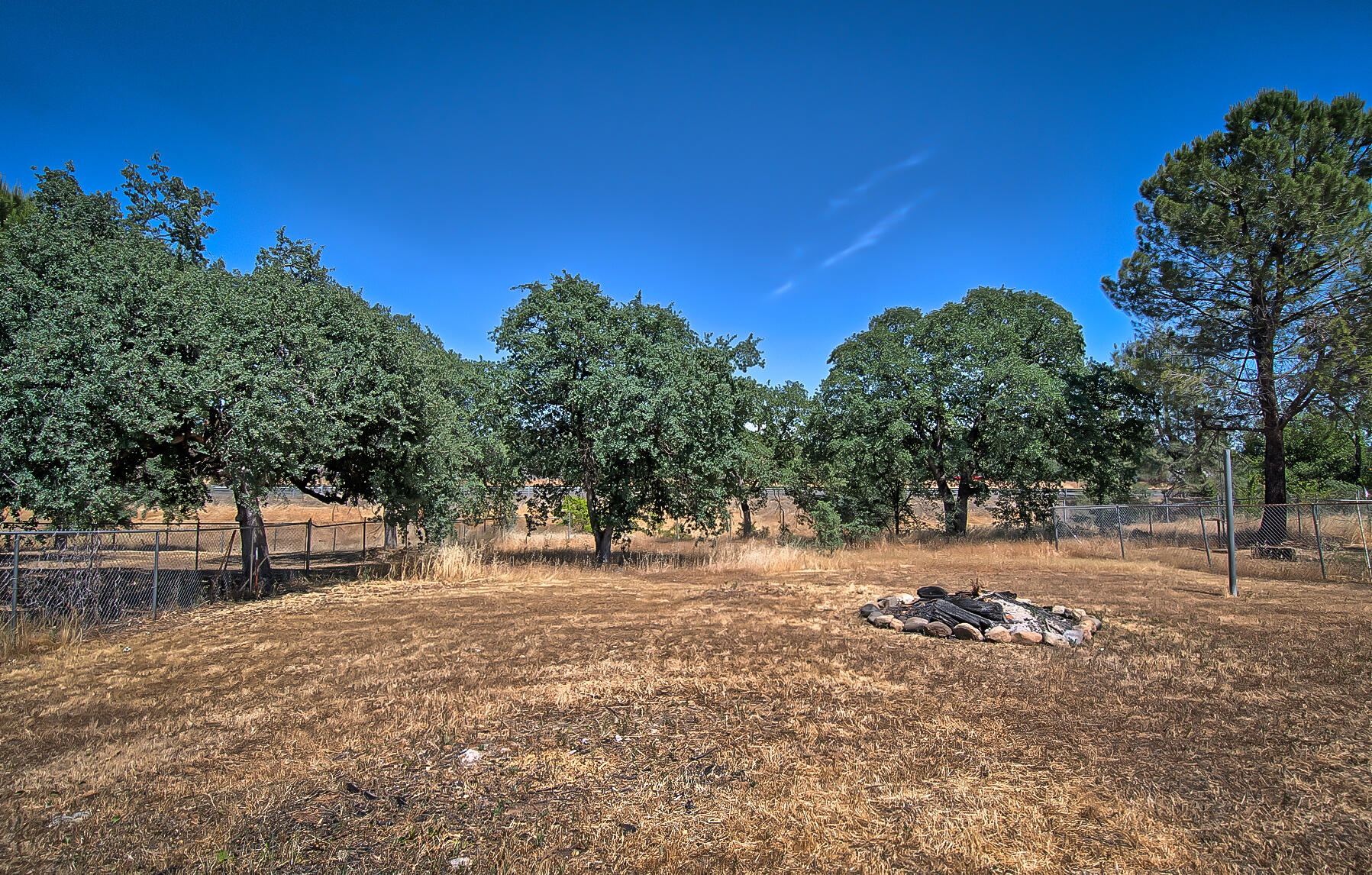 827 Ridge Road Redding, CA 96003 - Photo 30 of 32 Backyard