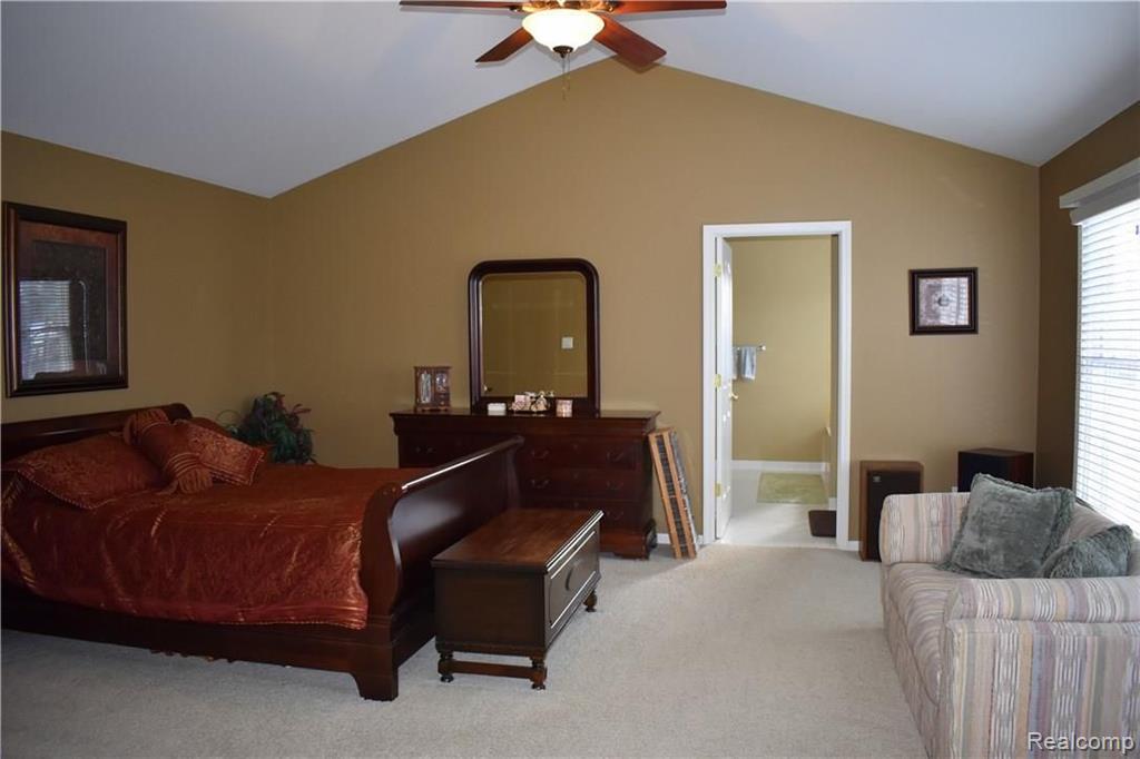 1668 Blushing Court Rochester, MI 48307 - Photo 22 of 34