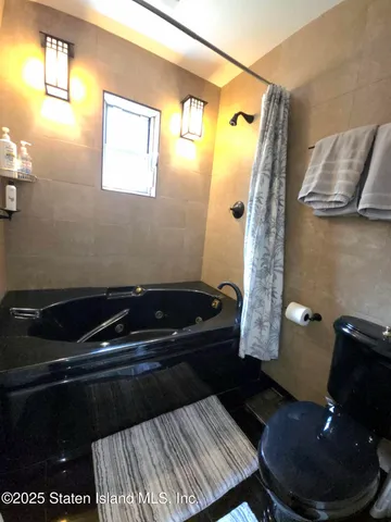 $468,800 | 400 Maryland Avenue, Unit 3D | Rosebank