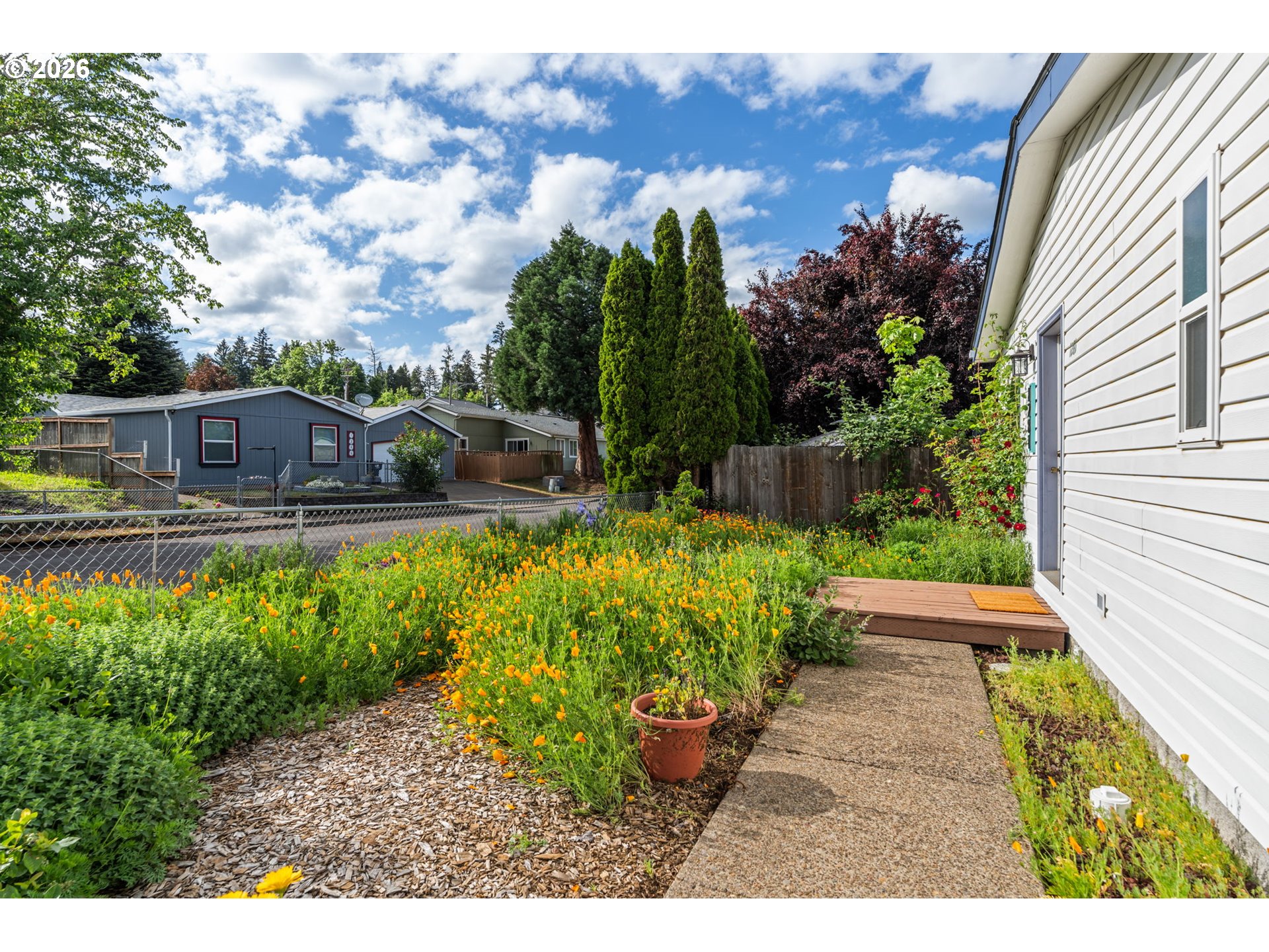 1281 South 57th Place Springfield, OR 97478 - Photo 33 of 37