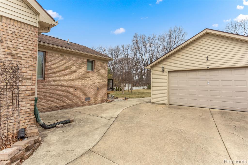 23340 Wick Road Taylor, MI 48180 - Photo 32 of 33