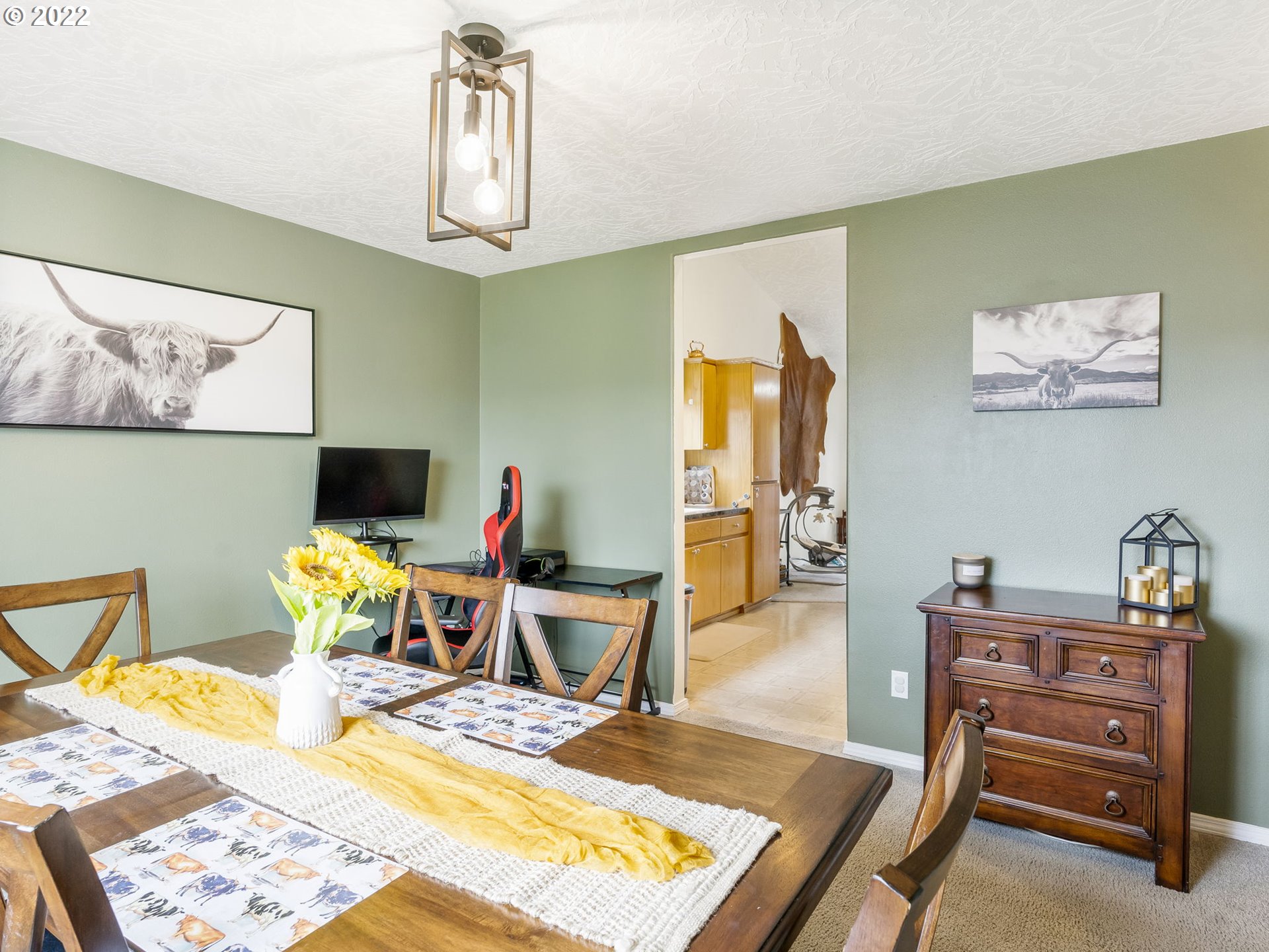 742 Kelsey Loop Molalla, OR 97038 - Photo 13 of 29 Dining Area