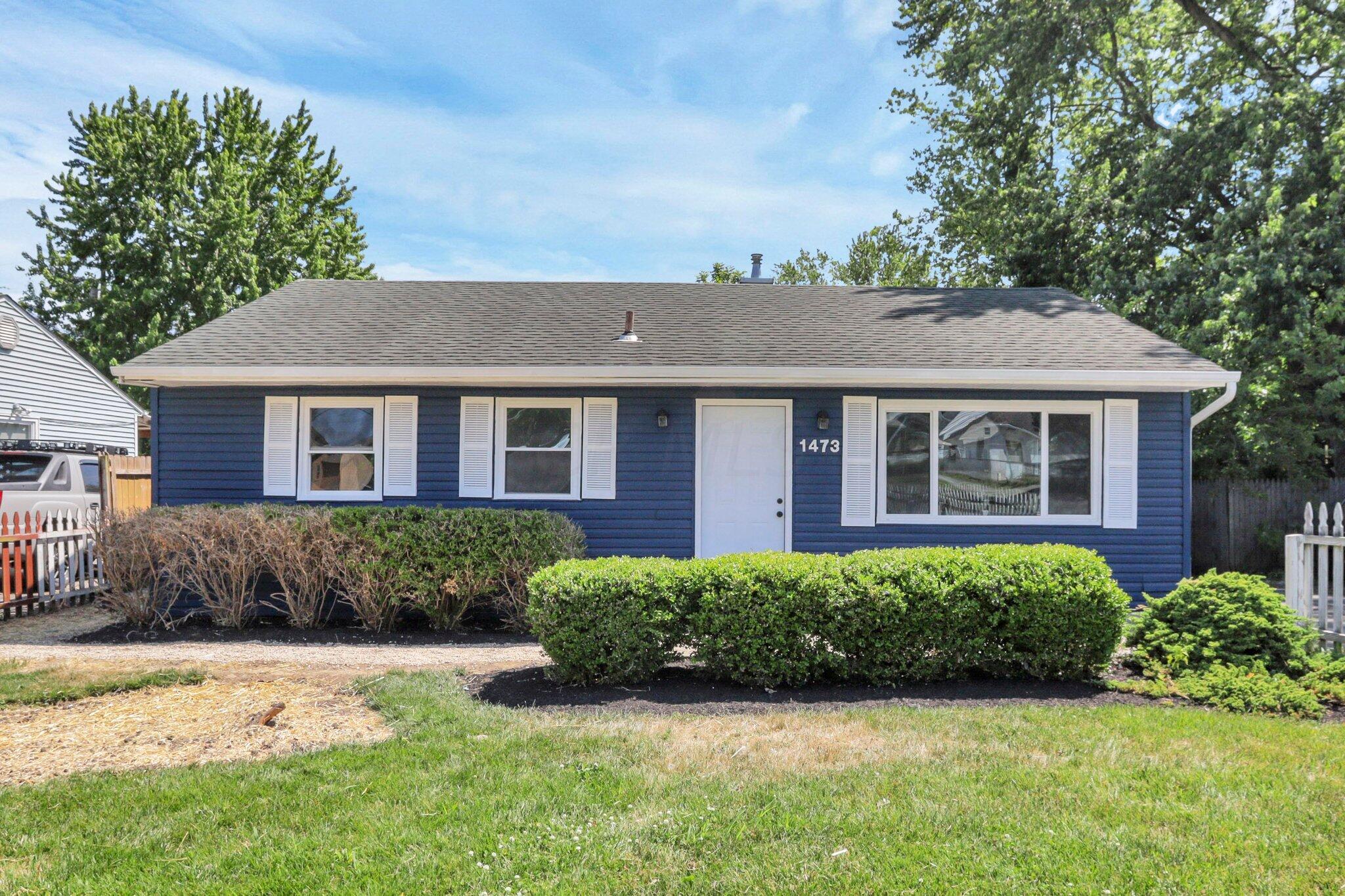 1473 East Cooke Road Columbus, OH 43224 - Photo 1 of 31 1-web-or-mls-IMG_9801 copy
