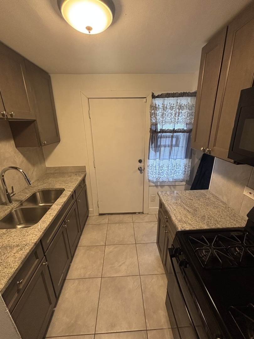 2007 South 25th Avenue Broadview, IL 60155 - Photo 2 of 16