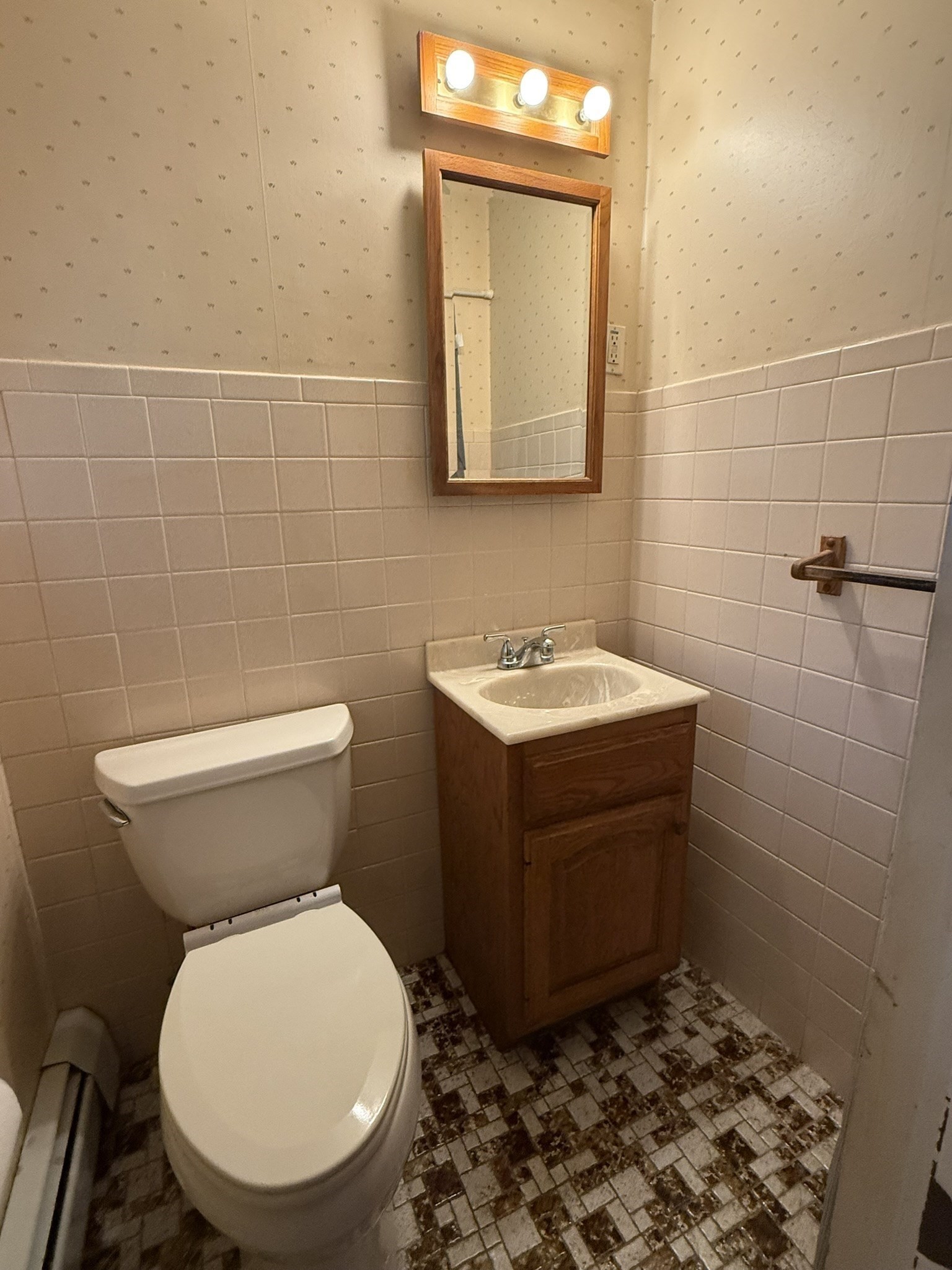 24 Wedgemere Road Beverly, MA 01915 - Photo 15 of 41 Gallery Image 15