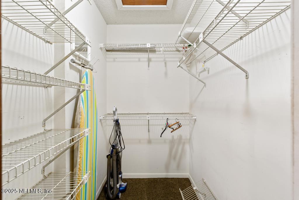 5342 Hickson Road Jacksonville, FL 32207 - Photo 14 of 19 a view of small space