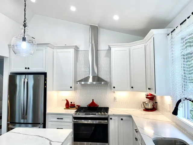 $675,000 | 93 Shelton Avenue, Shelton, CT 06484