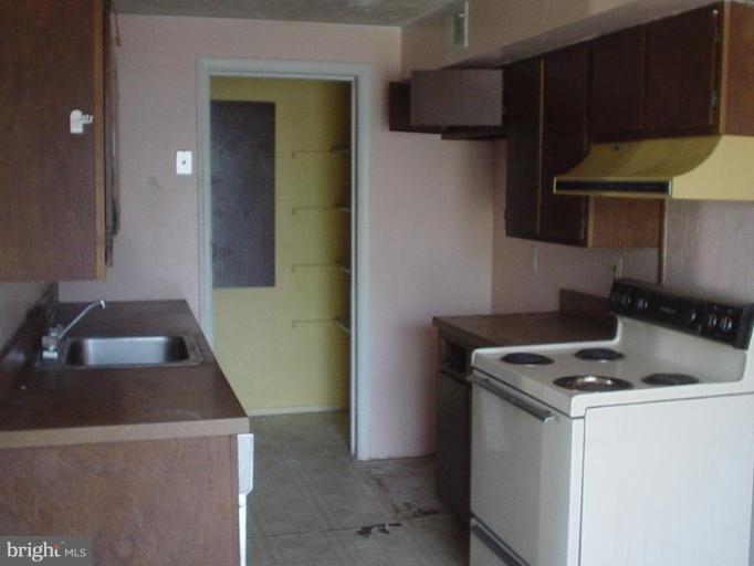 7 Coliston Road, Unit B Reisterstown, MD 21136 - Photo 13 of 13 Kitchen