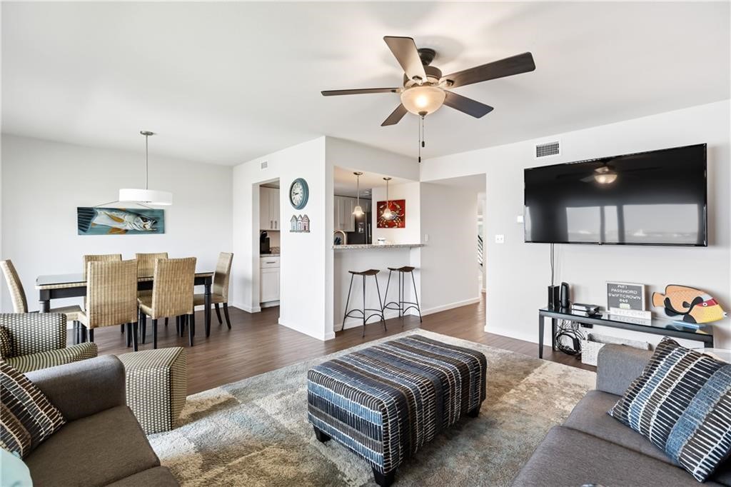 620 Fulton Beach Road, Unit 308 Rockport, TX 78382 - Photo 4 of 30 Gallery Image 4