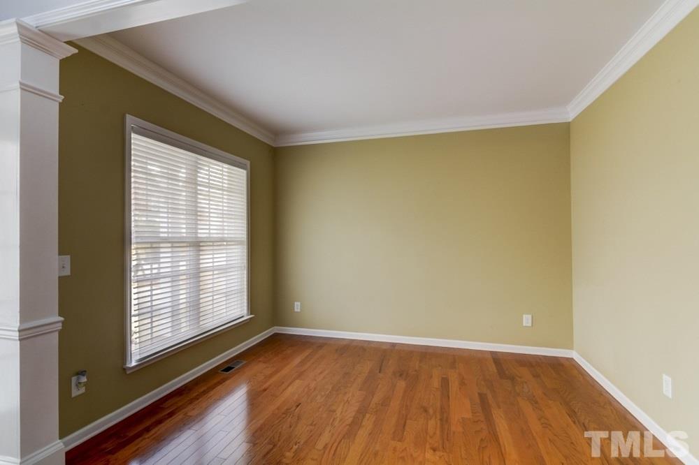 8128 Sommerwell Street Raleigh, NC 27613 - Photo 3 of 25 Gallery Image 3