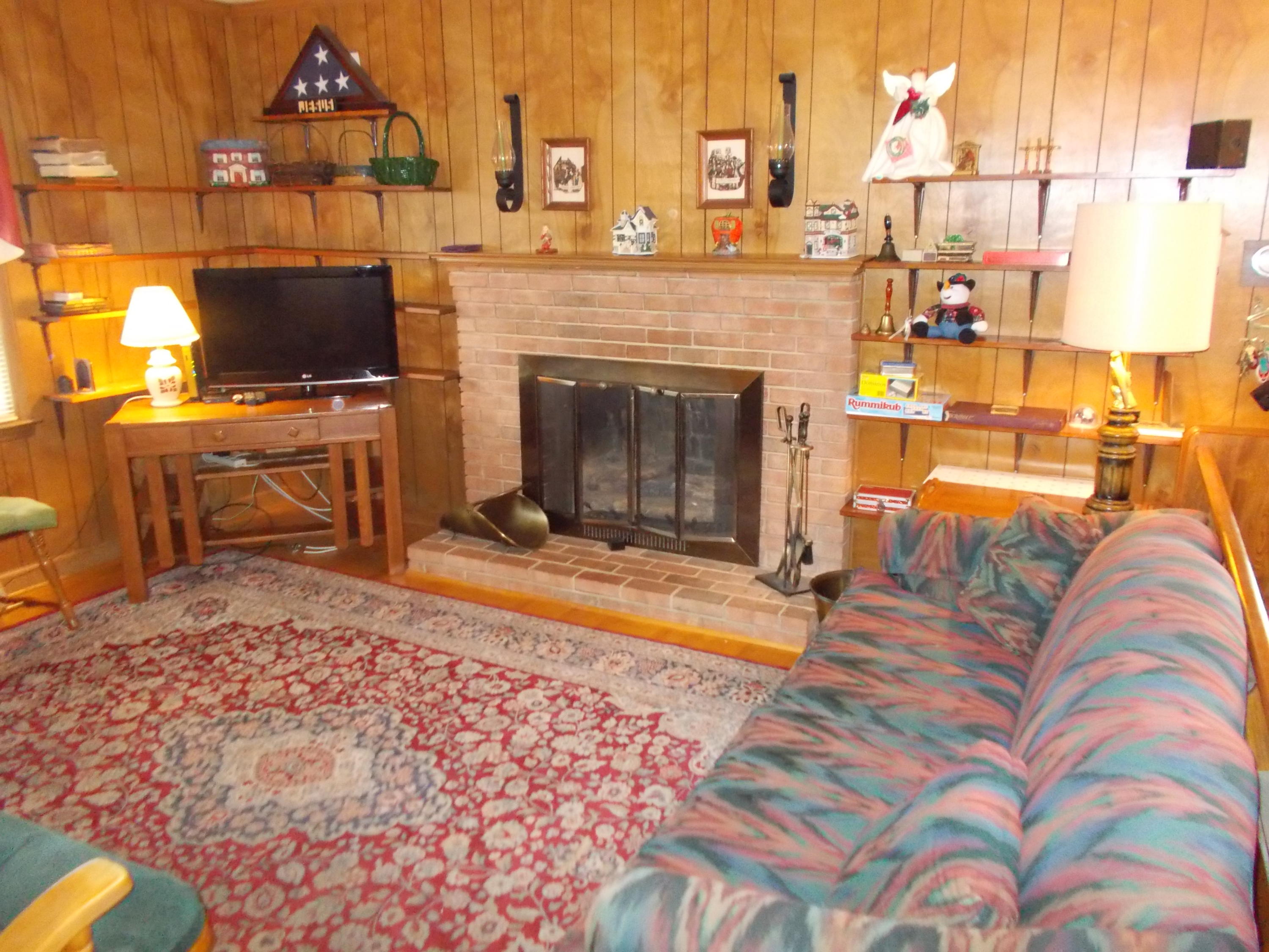 2439 Bermuda Road Northwest Roanoke, VA 24017 - Photo 14 of 46 DSCN6357