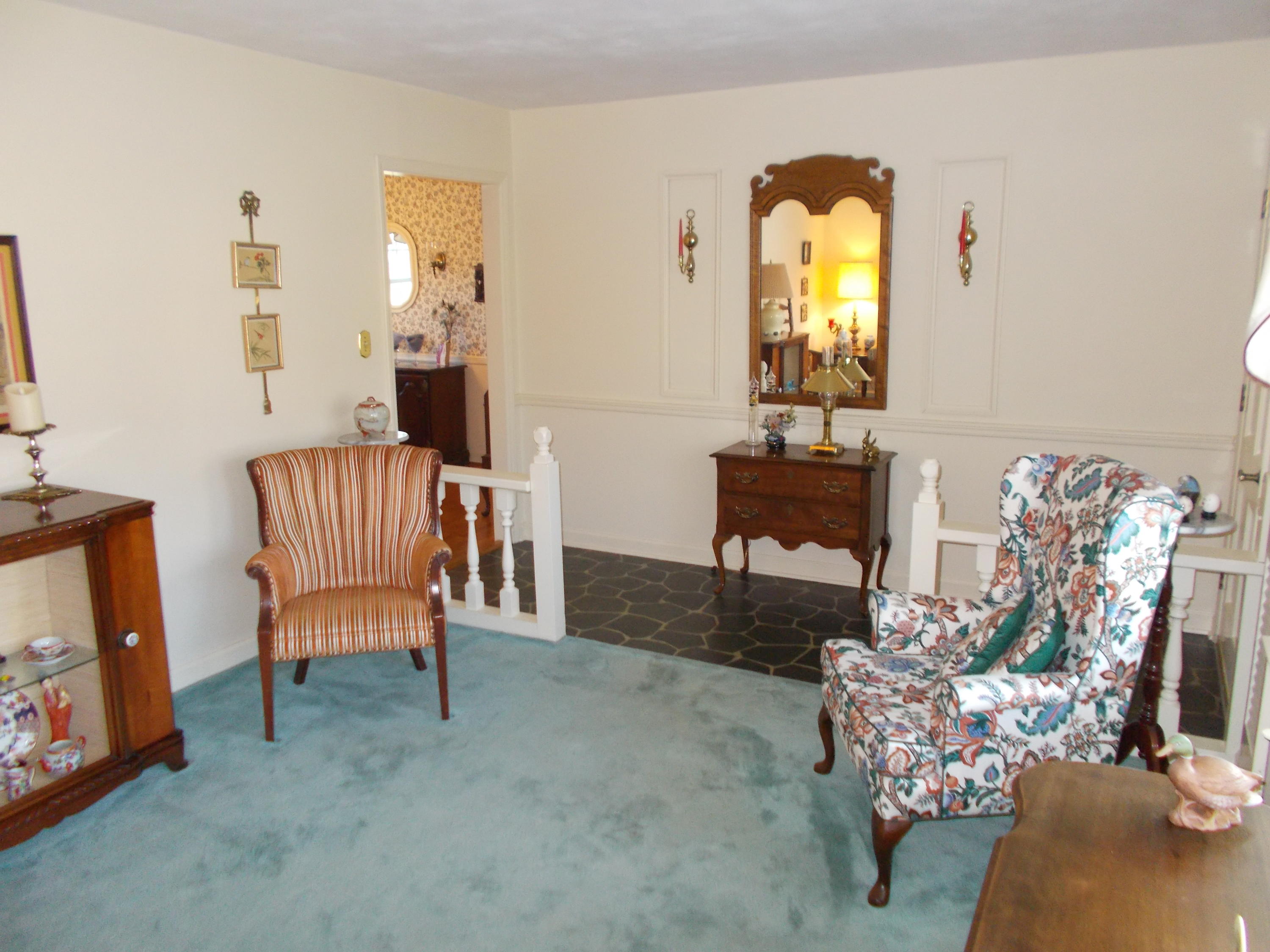 2439 Bermuda Road Northwest Roanoke, VA 24017 - Photo 4 of 46 DSCN6344