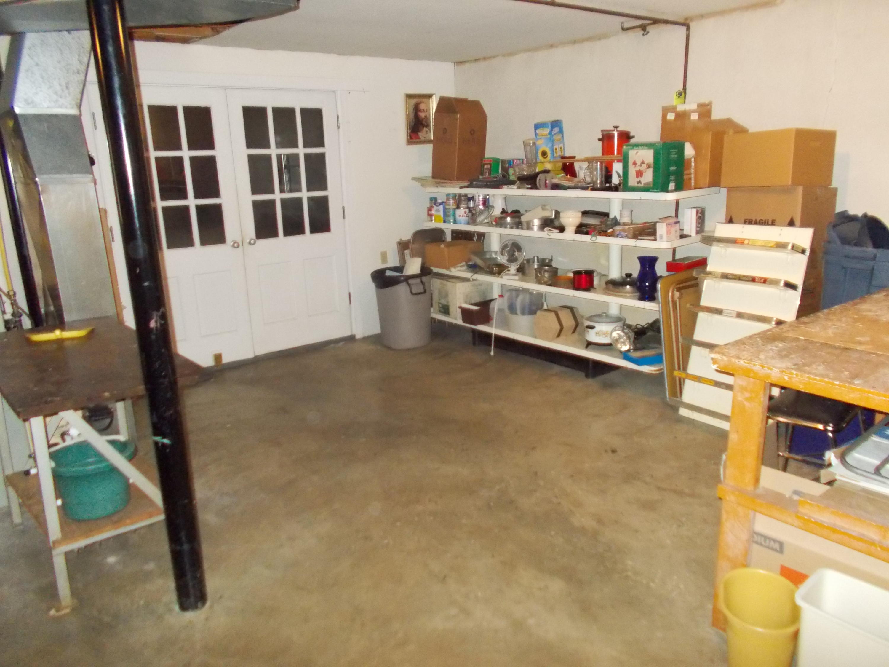 2439 Bermuda Road Northwest Roanoke, VA 24017 - Photo 36 of 46 DSCN6457