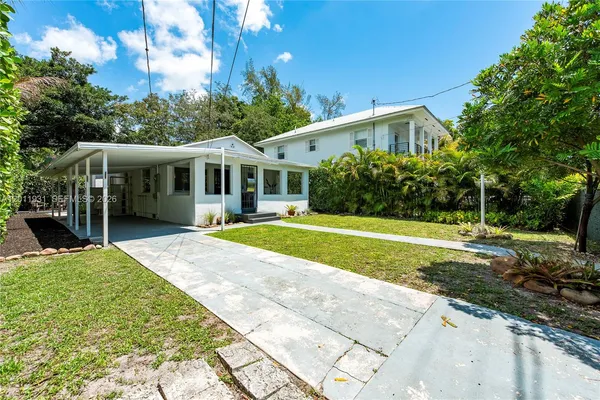 $5,200 | 3655 Oak Avenue, Unit 3655, Miami, FL 33133
