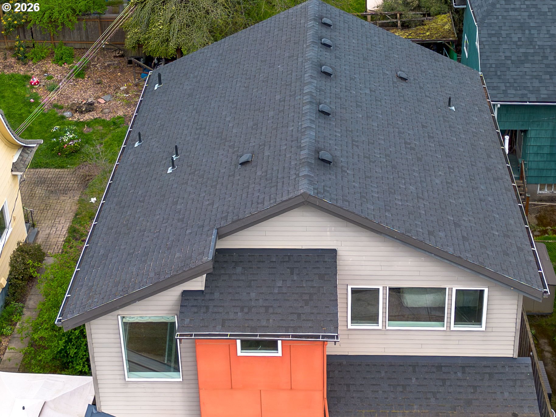 2626 Southeast 16th Avenue Portland, OR 97202 - Photo 44 of 48 a aerial view of a house with a yard