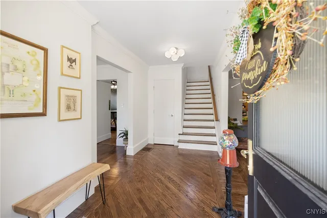 $389,900 | 514 Sedgwick Drive, Syracuse, NY 13203