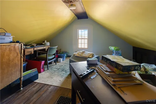 $389,900 | 514 Sedgwick Drive, Syracuse, NY 13203