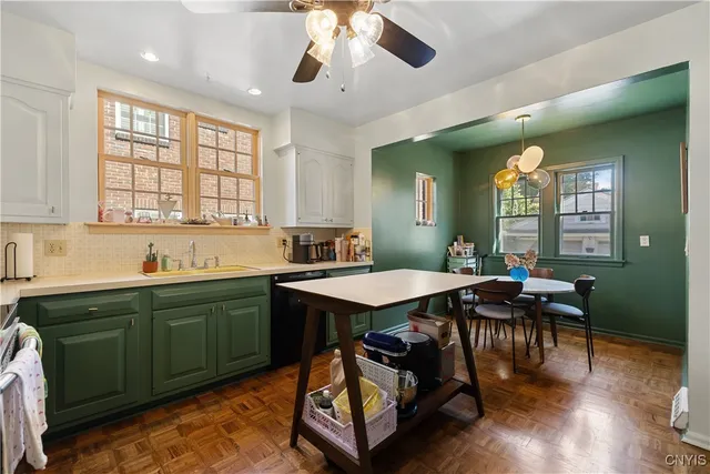 $389,900 | 514 Sedgwick Drive, Syracuse, NY 13203