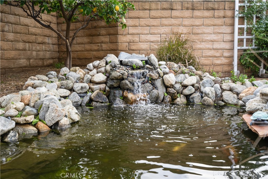 1575 River Wood Court Simi Valley, CA 93063 - Photo 42 of 44