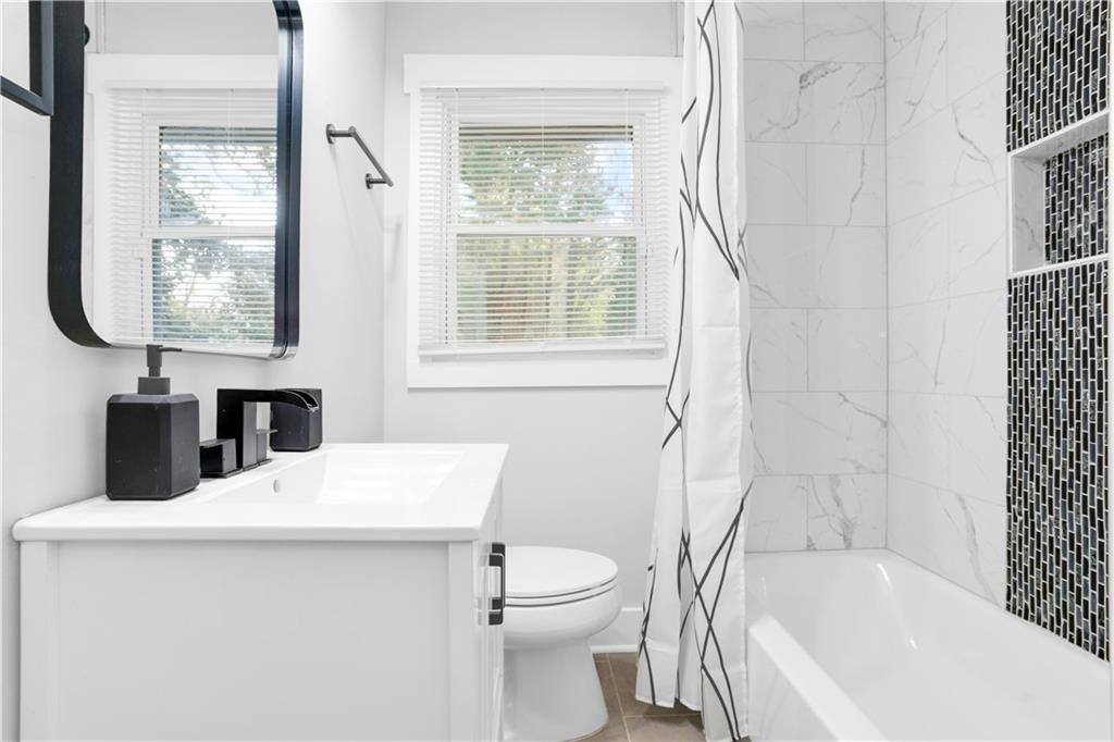 1934 Pinedale Place Decatur, GA 30032 - Photo 10 of 25