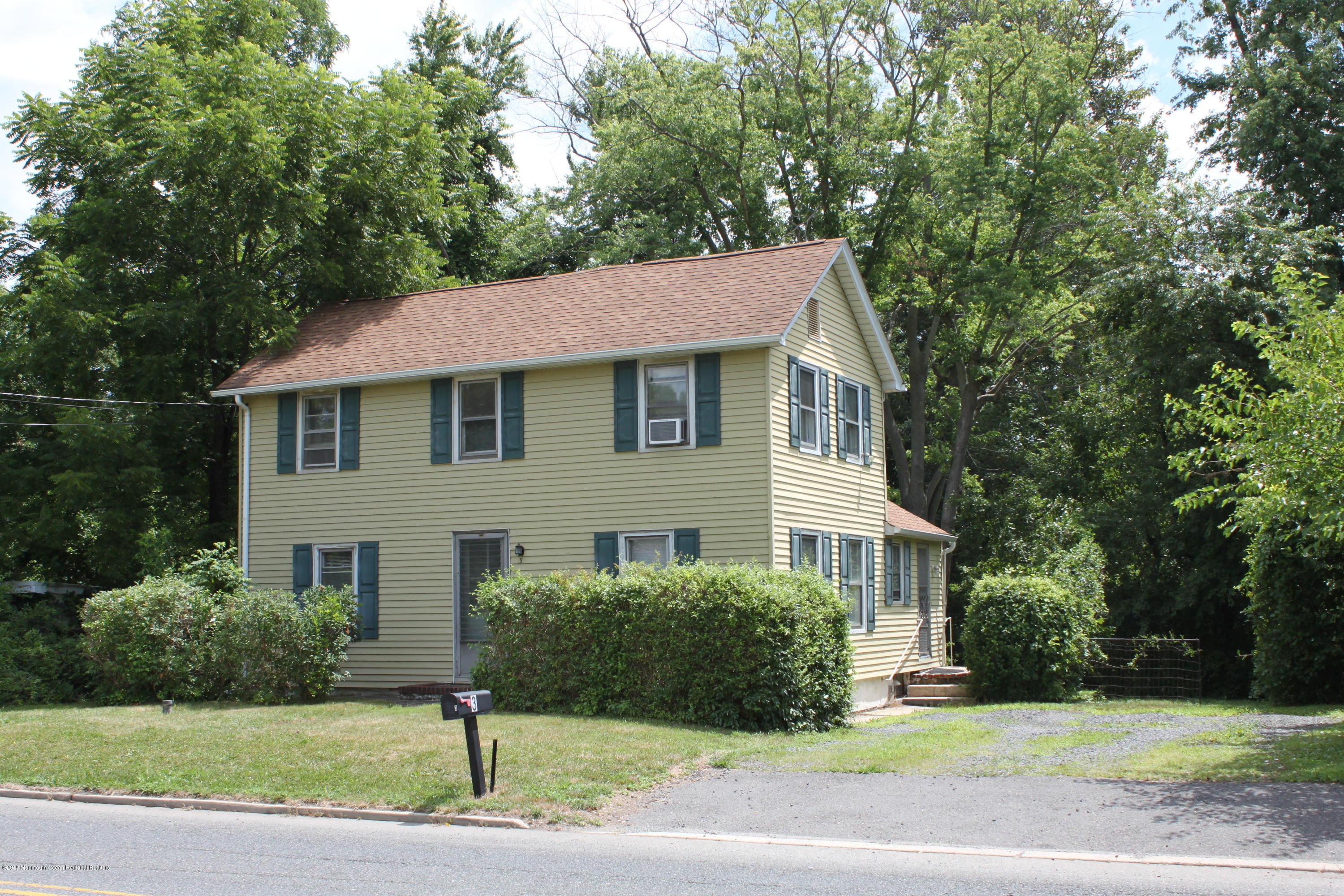 3 Five Points Road Freehold, NJ 07728 - Photo 1 of 13 IMG_0820
