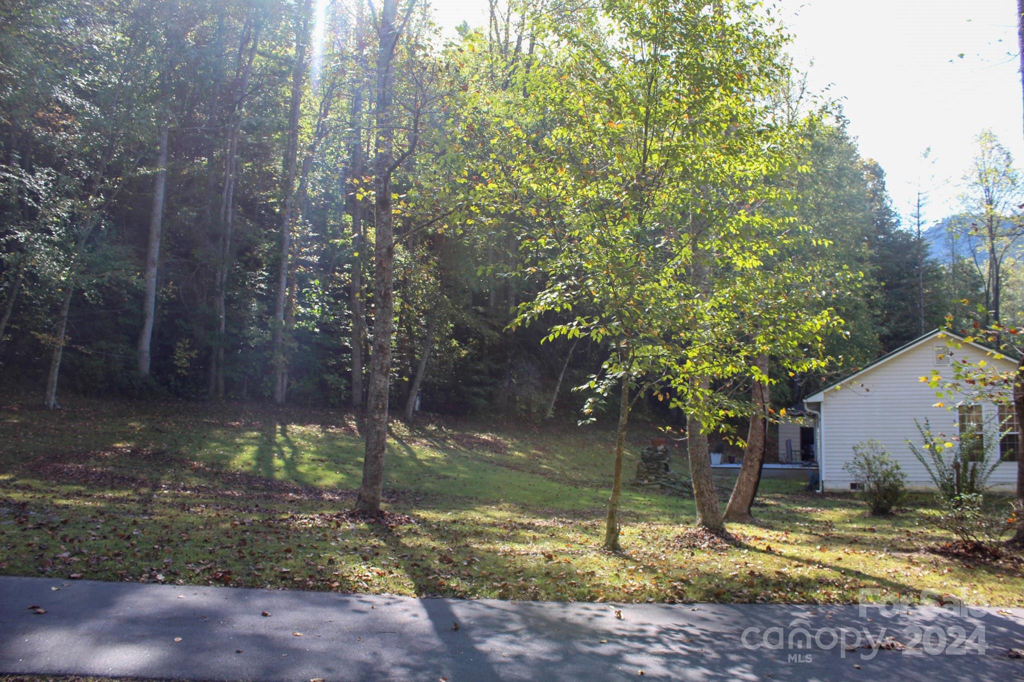 63 Wheatfield Road Franklin, NC 28734 - Photo 15 of 39 Gallery Image 15