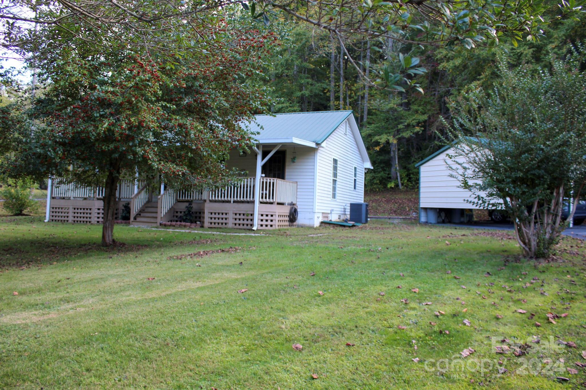 63 Wheatfield Road Franklin, NC 28734 - Photo 24 of 39 Gallery Image 24
