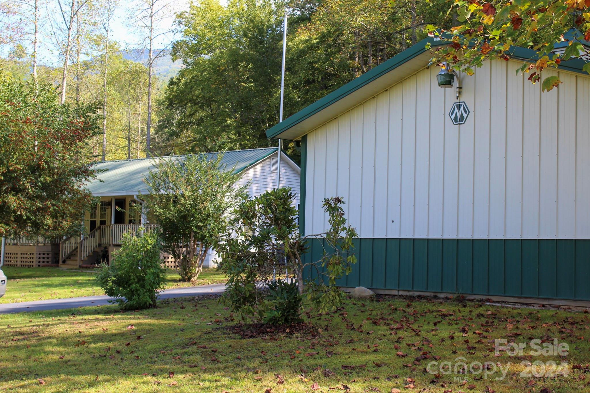 63 Wheatfield Road Franklin, NC 28734 - Photo 6 of 39 Gallery Image 6