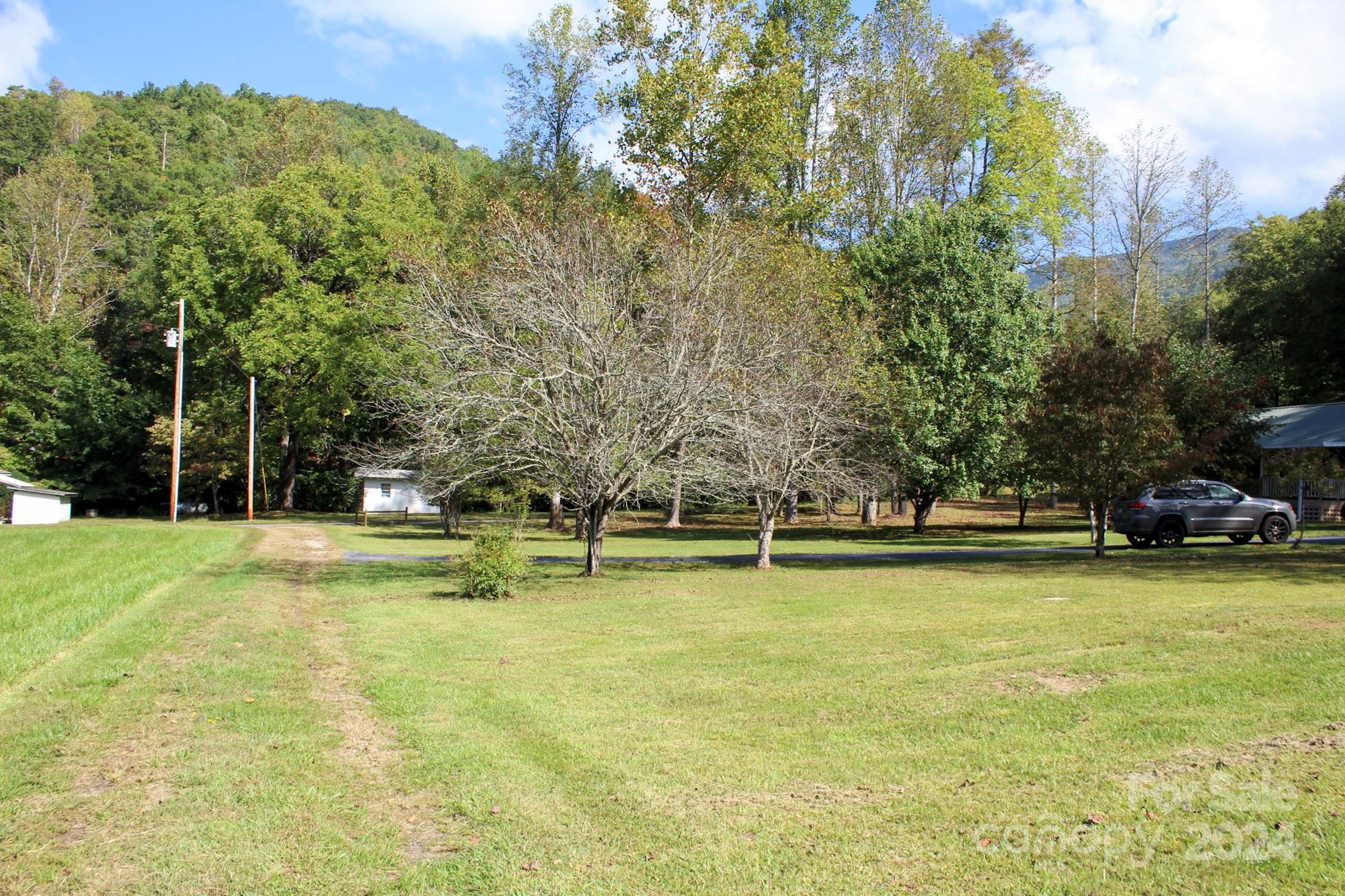 63 Wheatfield Road Franklin, NC 28734 - Photo 8 of 39 Gallery Image 8