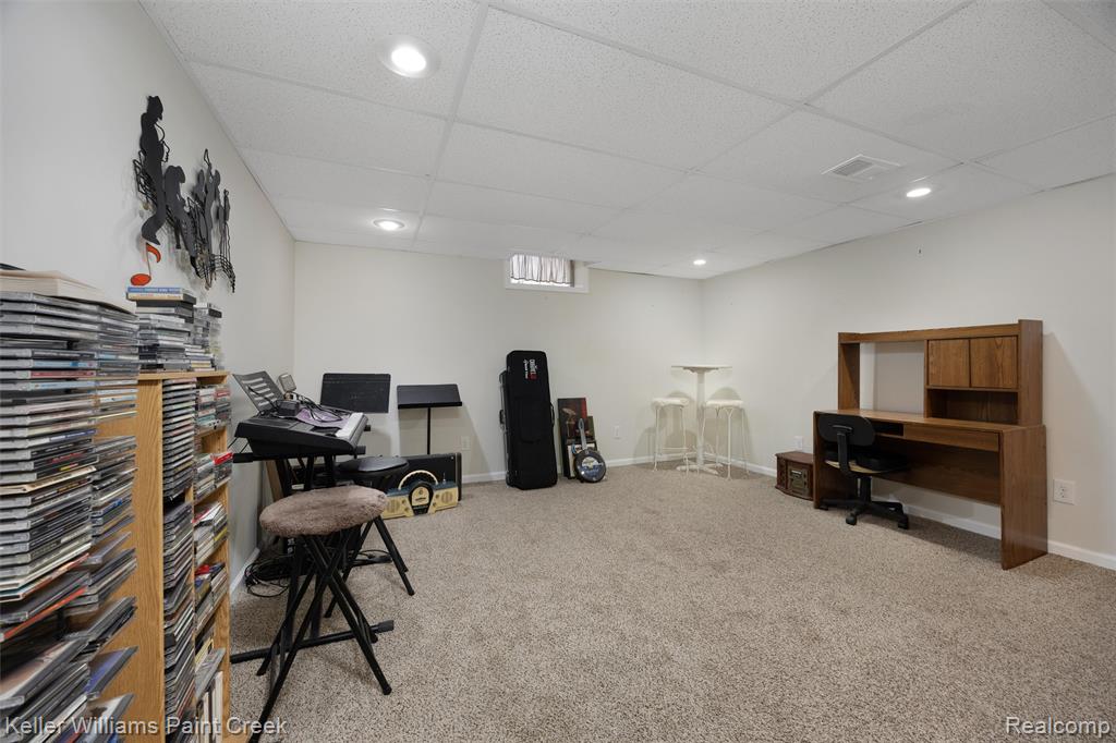 7358 Porter Road Grand Blanc, MI 48439 - Photo 28 of 57 Gallery Image 28