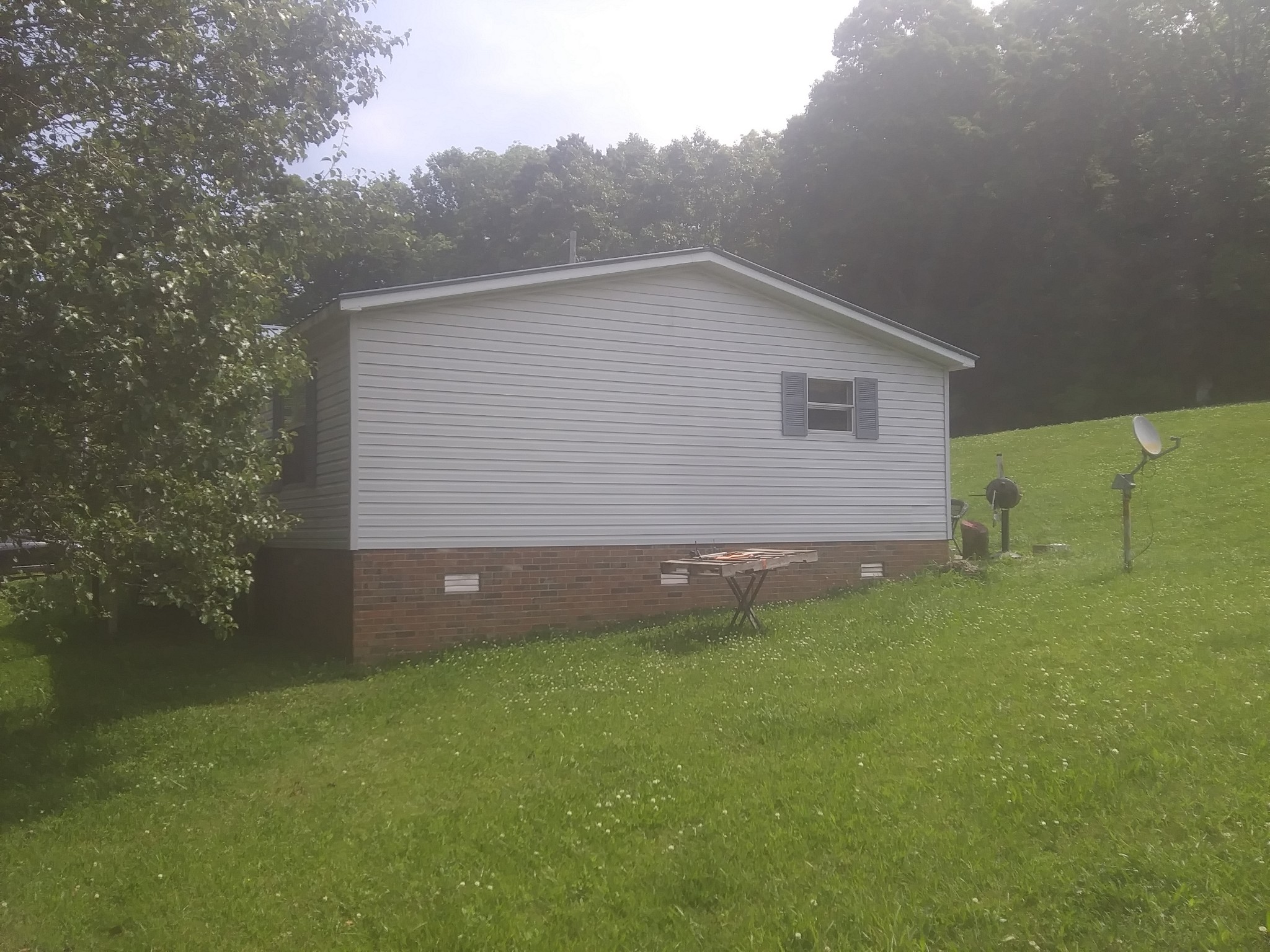 1864 Rock Church Road Charlotte, TN 37036 - Photo 4 of 13 Gallery Image 4