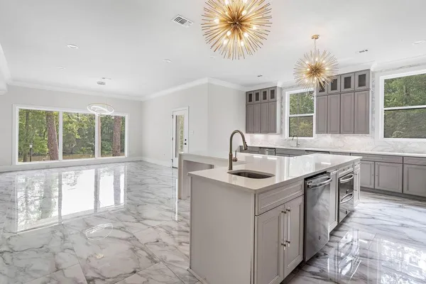 $2,900,000 | 123 North Dogwood Drive, Covington, LA 70433