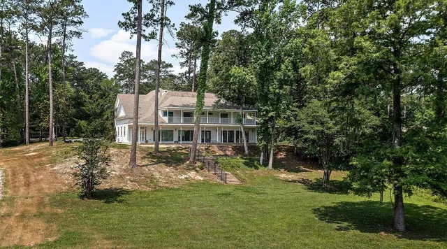 $2,900,000 | 123 North Dogwood Drive, Covington, LA 70433