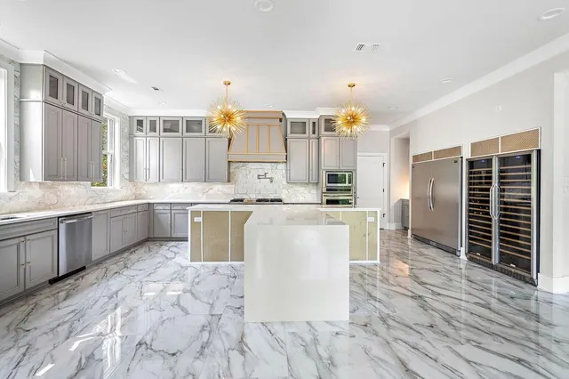 $2,900,000 | 123 North Dogwood Drive, Covington, LA 70433