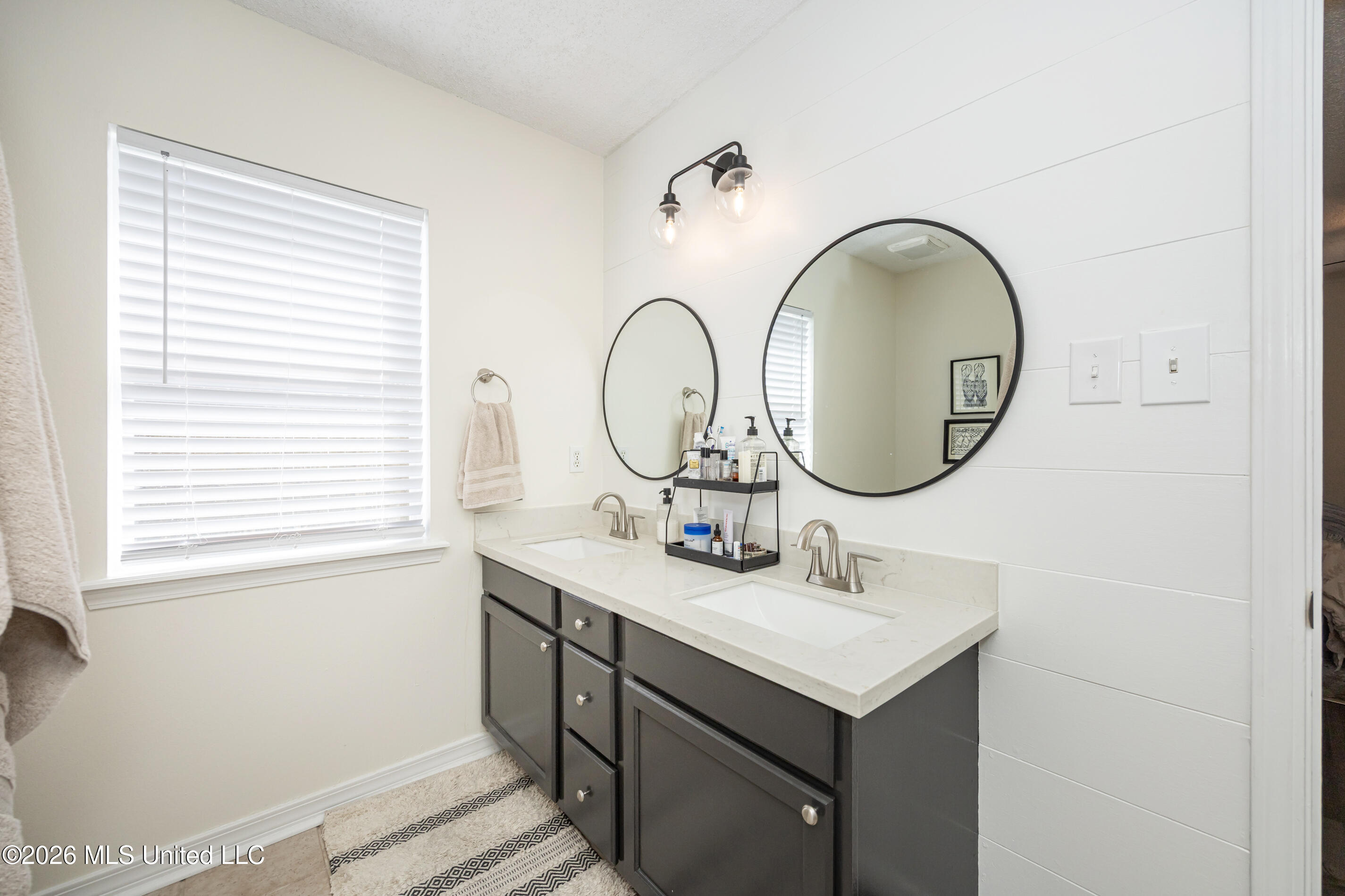 3602 Reeves Lane Ocean Springs, MS 39564 - Photo 29 of 57 IMG_3834