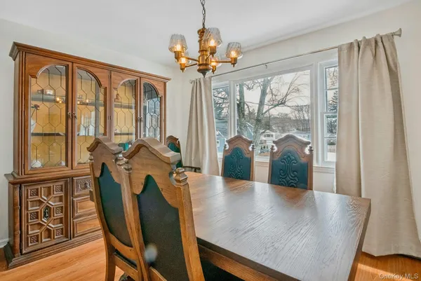 $739,000 | 35 Lenox Avenue, Pleasantville, NY 10570