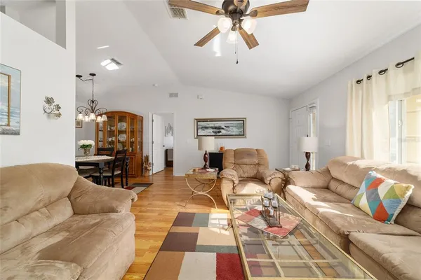 $199,900 | 10470 Southwest 61st Terrace Road, Ocala, FL 34476